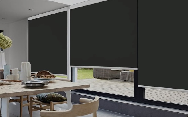 CAMLARDA ,BALKONLARDA  UZAKTAN KUMANDALI MOTORLU  BLACK OUT STOR  PERDE 